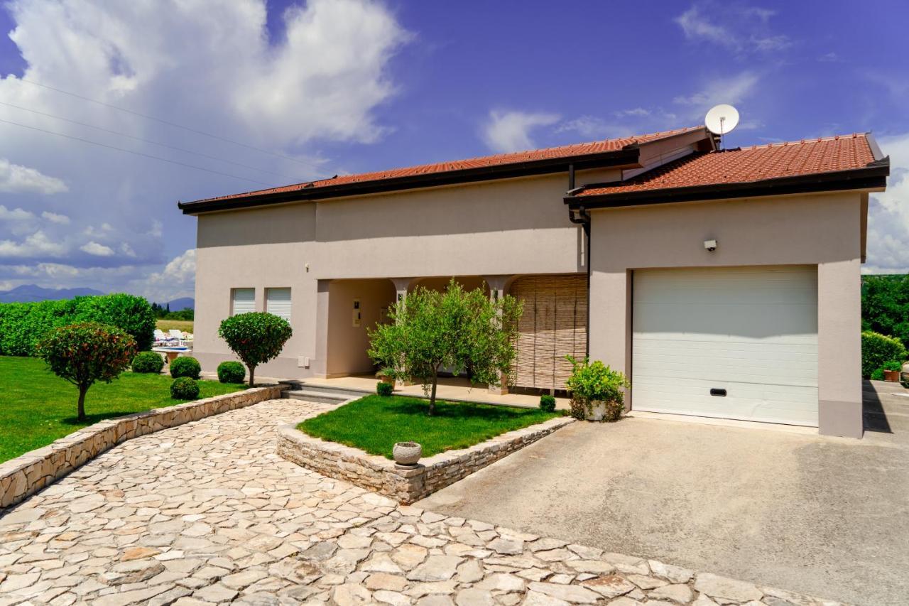Villa Kod Bube 루브스키 외부 사진