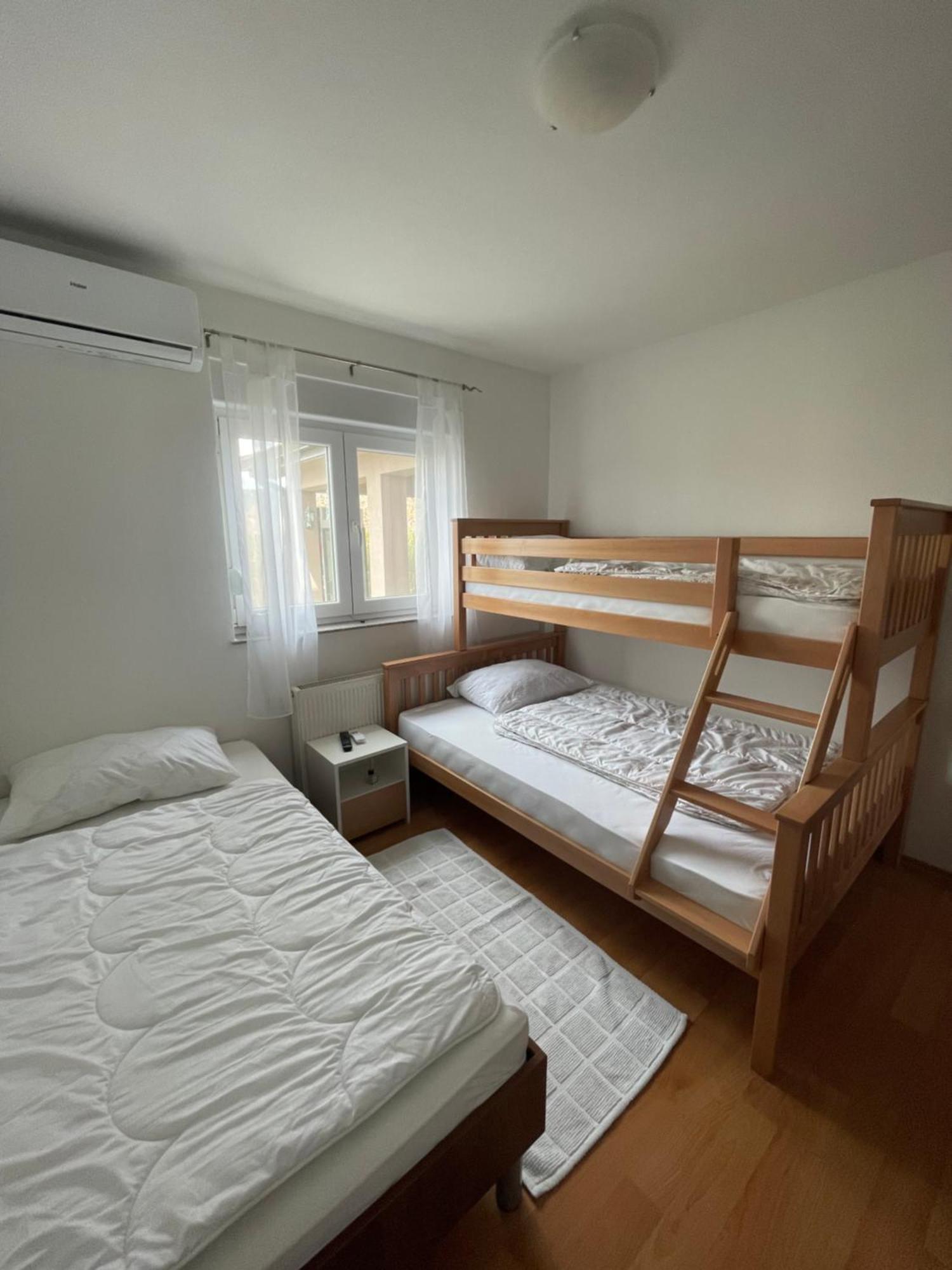 Villa Kod Bube 루브스키 외부 사진